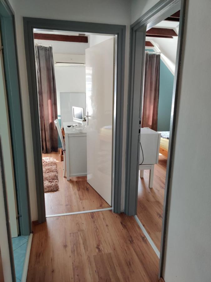 Villa Italia Guest House Siofok Ngoại thất bức ảnh